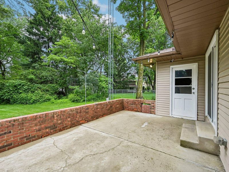 476 Clark State Road , Columbus, OH 43230 Photo 23