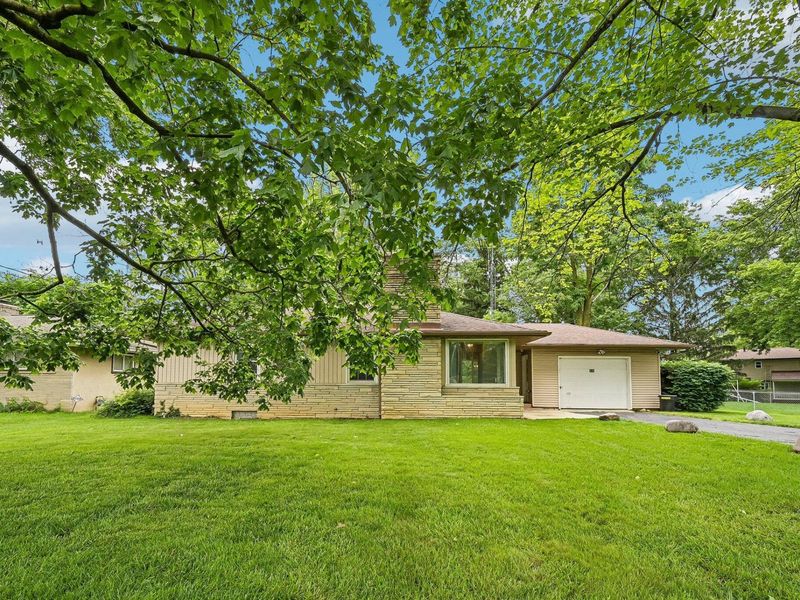 476 Clark State Road , Columbus, OH 43230 Photo 31