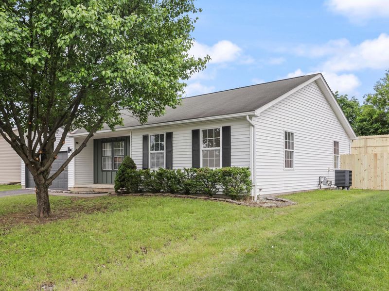 67 Northview Drive , Johnstown, OH 43031 Photo 3