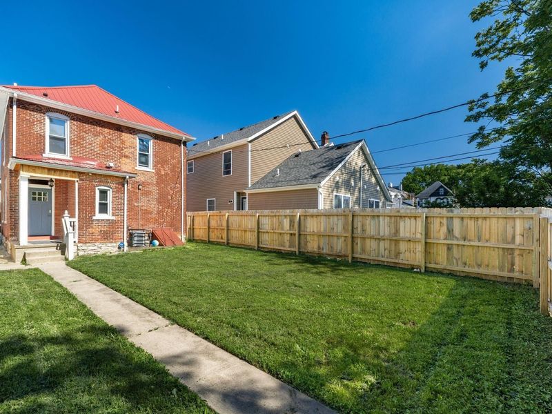 1055 Wilson Avenue , Columbus, OH 43206 Photo 28