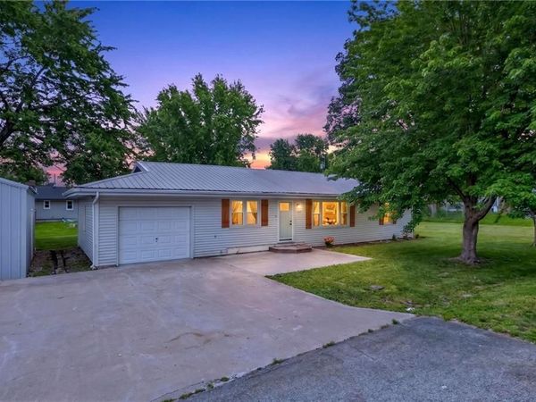 105 E Meadowbrook Court, Polo, MO 64671