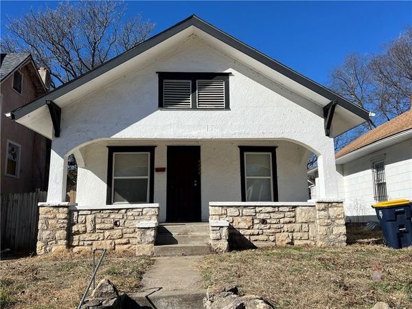 4546 S Benton Avenue, Kansas City, MO 64130