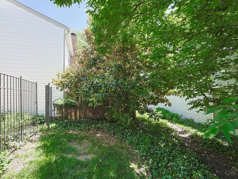3488 Forestoak Court, Cincinnati, OH 45208 Photo 41