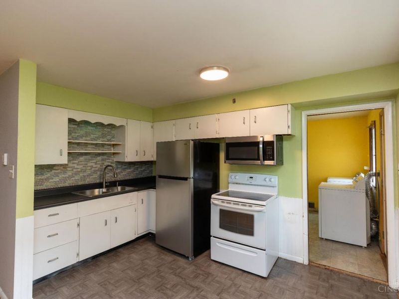1031 Schiff Avenue, Cincinnati, OH 45205 Photo 12