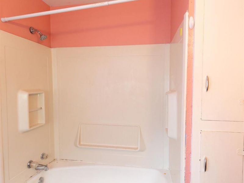 1031 Schiff Avenue, Cincinnati, OH 45205 Photo 8