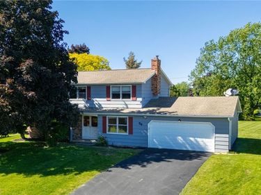 64 Grandview Drive , Fairport, NY 14450