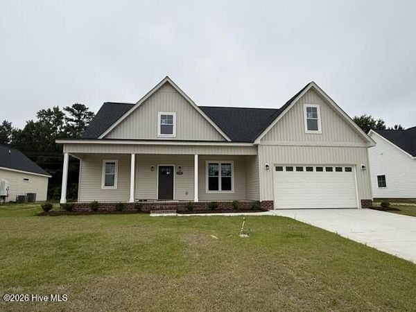 3295 School View Drive, Farmville, NC 27828