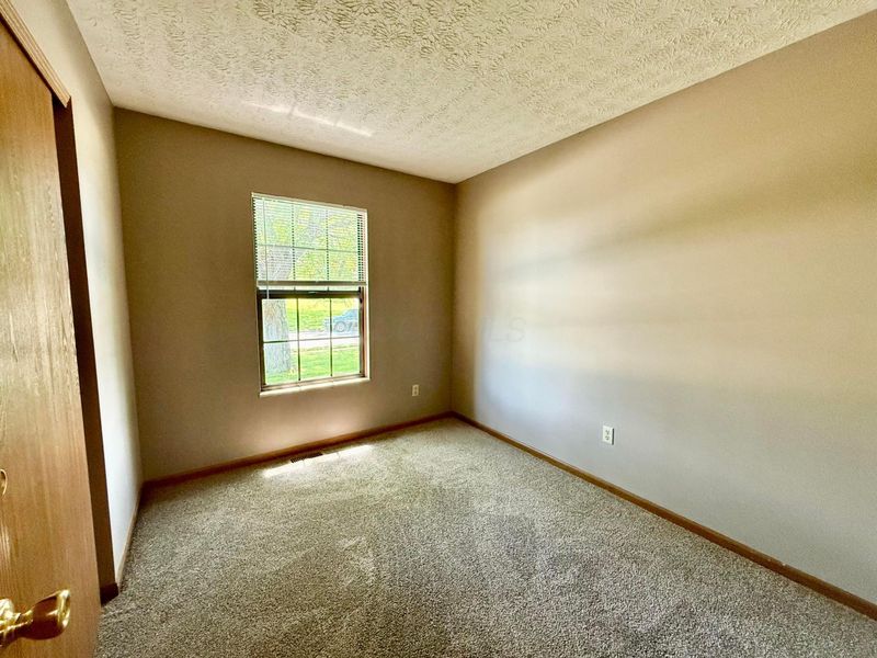 988 Kirkwood Drive , West Jefferson, OH 43162 Photo 23