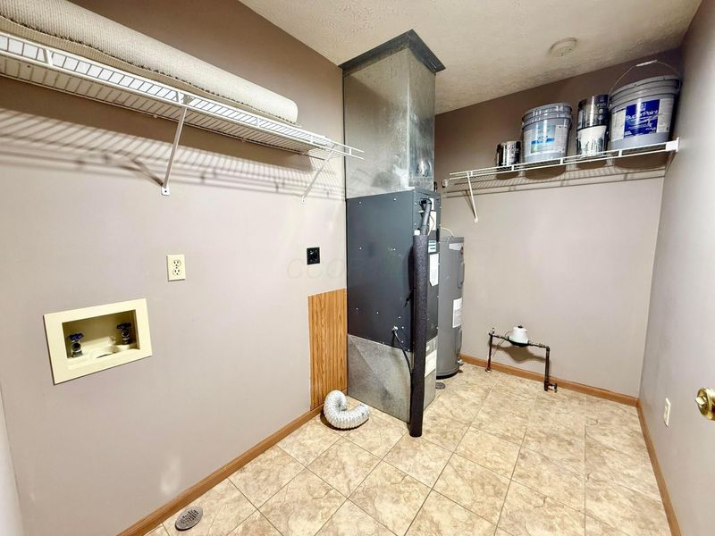 988 Kirkwood Drive , West Jefferson, OH 43162 Photo 25