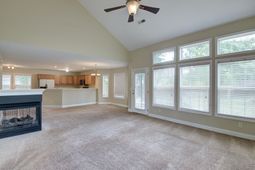 715 Oxford Road photo 4