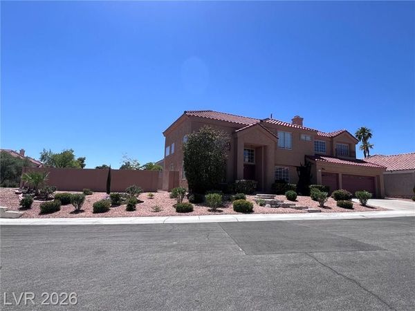 7617 Spruce Run Court, Las Vegas, NV 89128