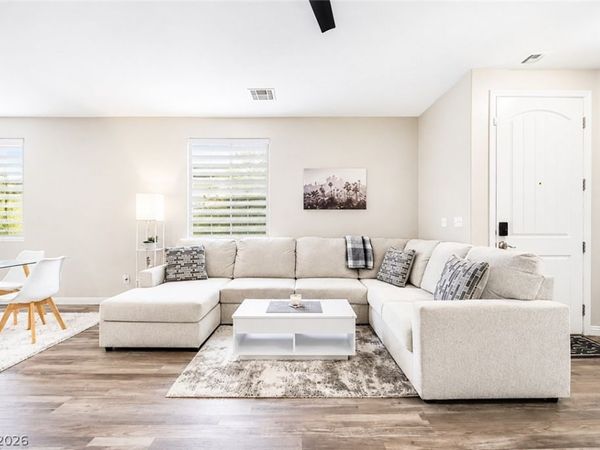7940 Violet Dawn Street , Las Vegas, NV 89149