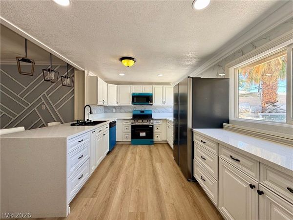 228 S 16th Street, Las Vegas, NV 89101