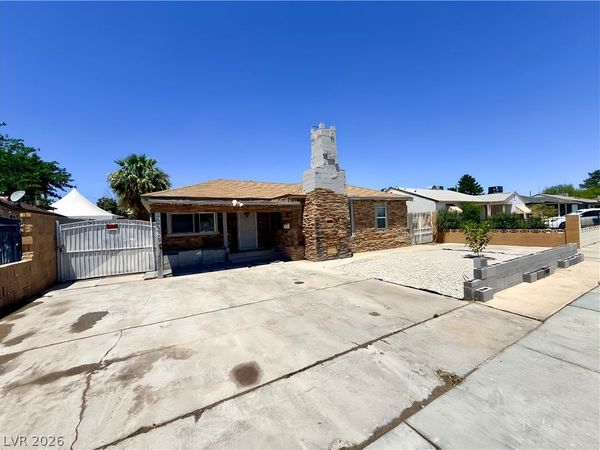 228 S 16th Street , Las Vegas, NV 89101