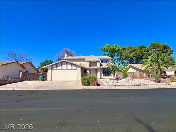 1121 Fuente Way , Boulder City, NV 89005
