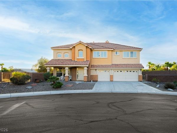 495 Greenslopes Court, Las Vegas, NV 89110