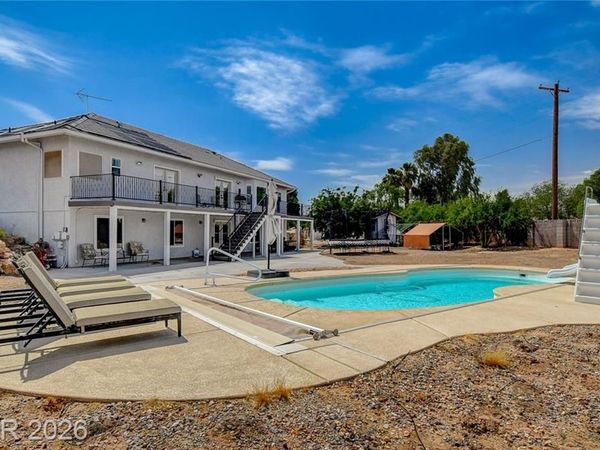 4362 Thistle Street, Logandale, NV 89021