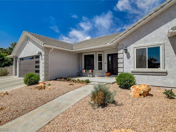 4362 Thistle Street, Logandale, NV 89021