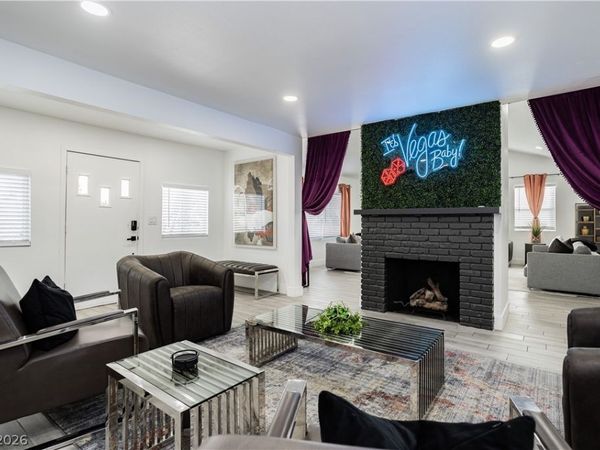 1913 Birch Street, Las Vegas, NV 89102