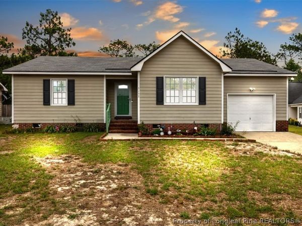 5132 Thackeray Drive, Fayetteville, NC 28306
