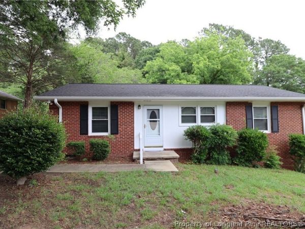 829 Carlisle Street , Raleigh, NC 27610