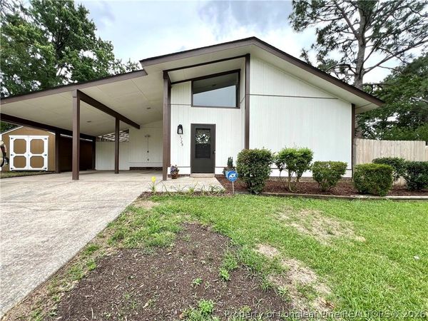 5728 McDougal Drive , Fayetteville, NC 28304
