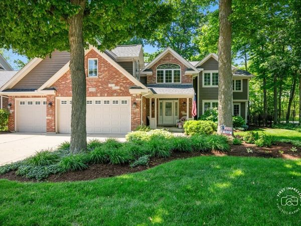 1315 Heatherton Drive , Naperville, IL 60563