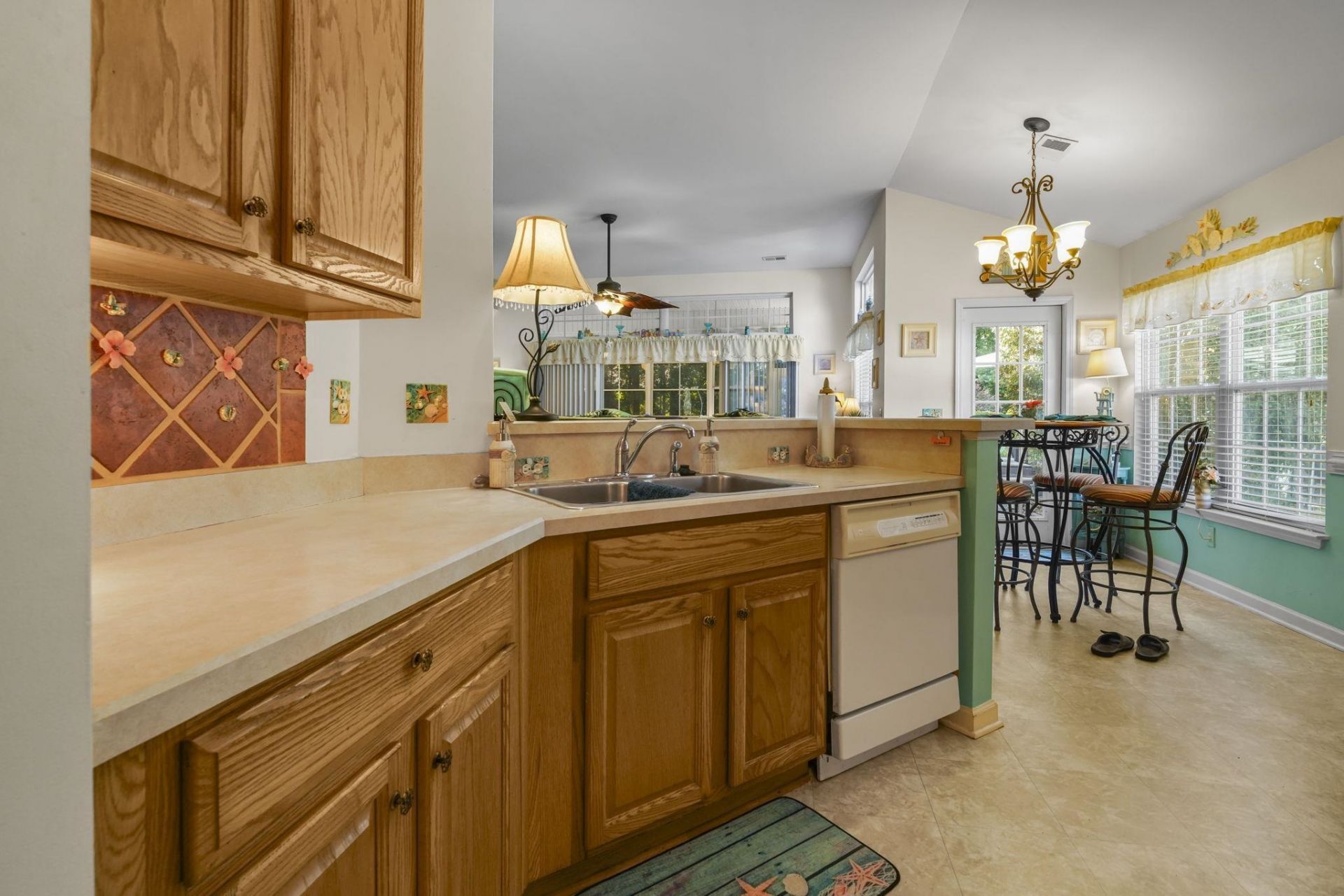 912 Metherton Ct. Photo 15