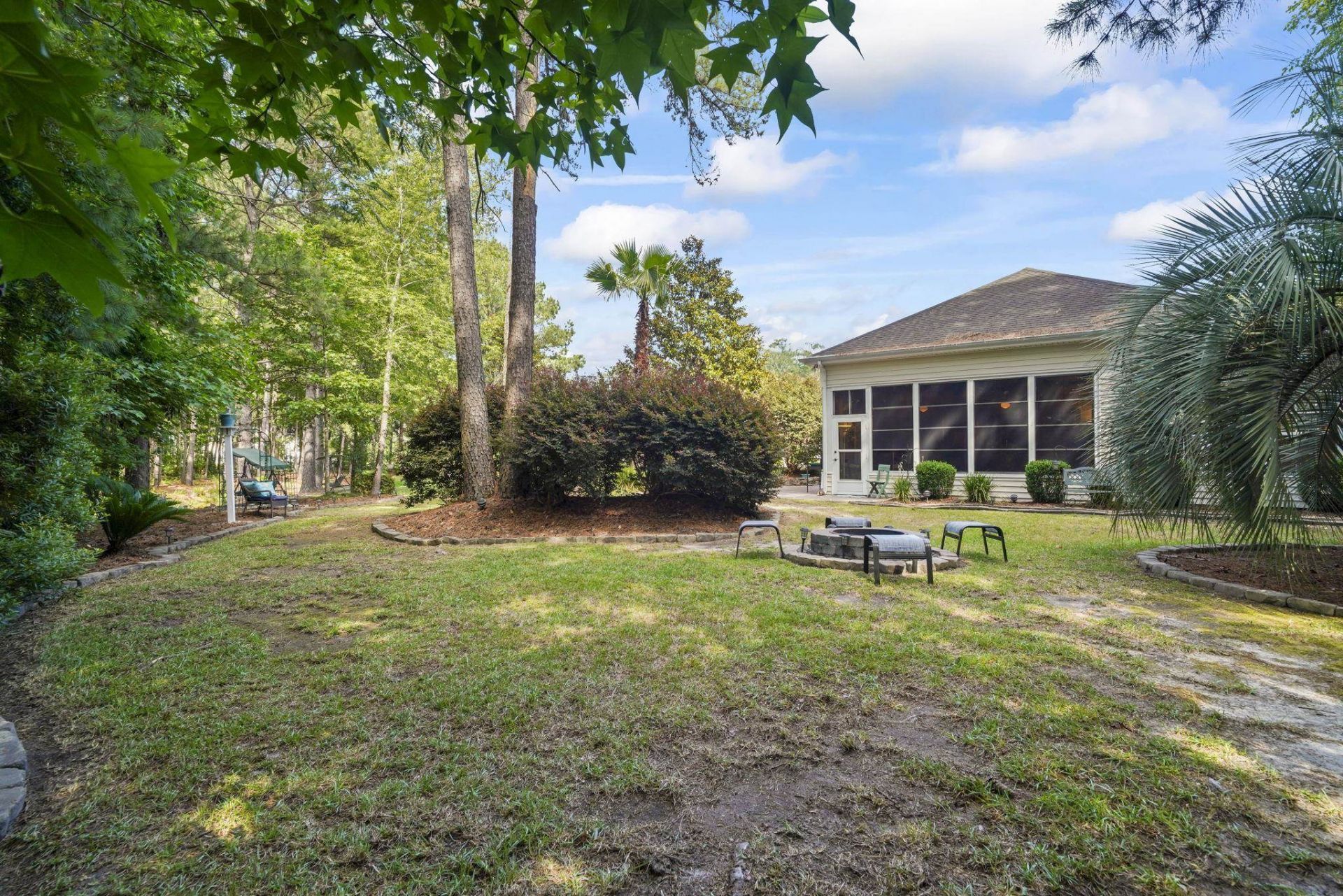 912 Metherton Ct. Photo 25