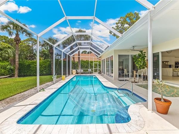 2205 NOBLE CT, NAPLES, FL 34110