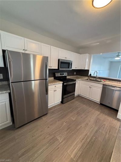 7800 Emerald Cir, Unit B104, Naples, FL 34109 Photo