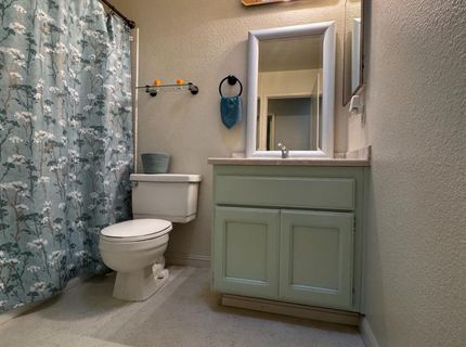 6485 Calvine Rd, Sacramento, CA 95823 Photo