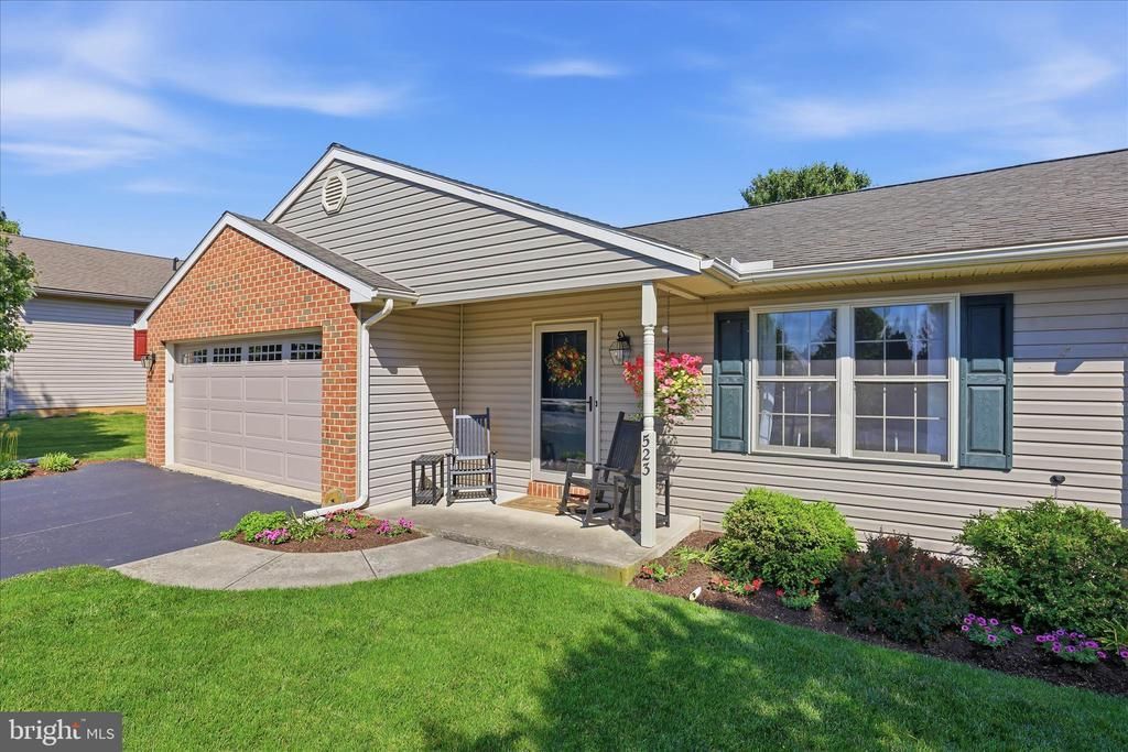 523 FOGGY BOTTOM ROAD Ephrata, PA 17522