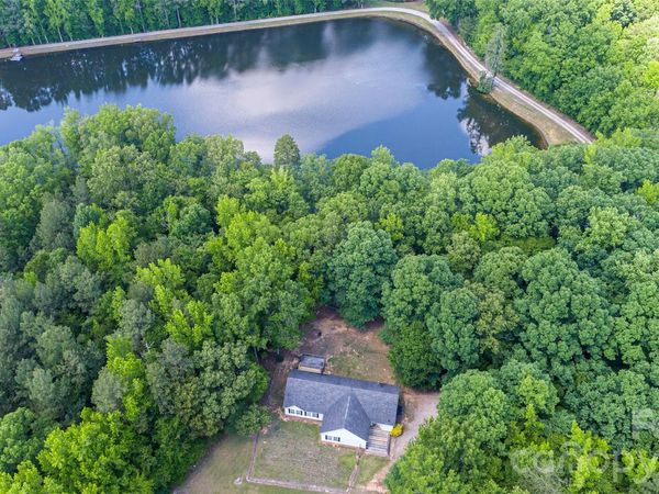 719 Phillipstown Road, Kershaw, SC 29067