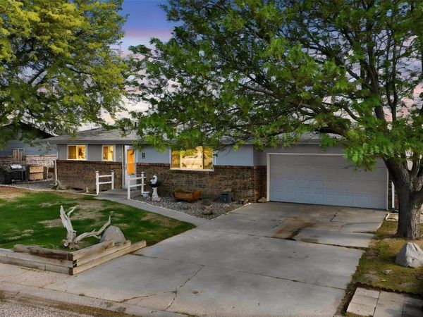 424 W Union Avenue , La Salle, CO 80645