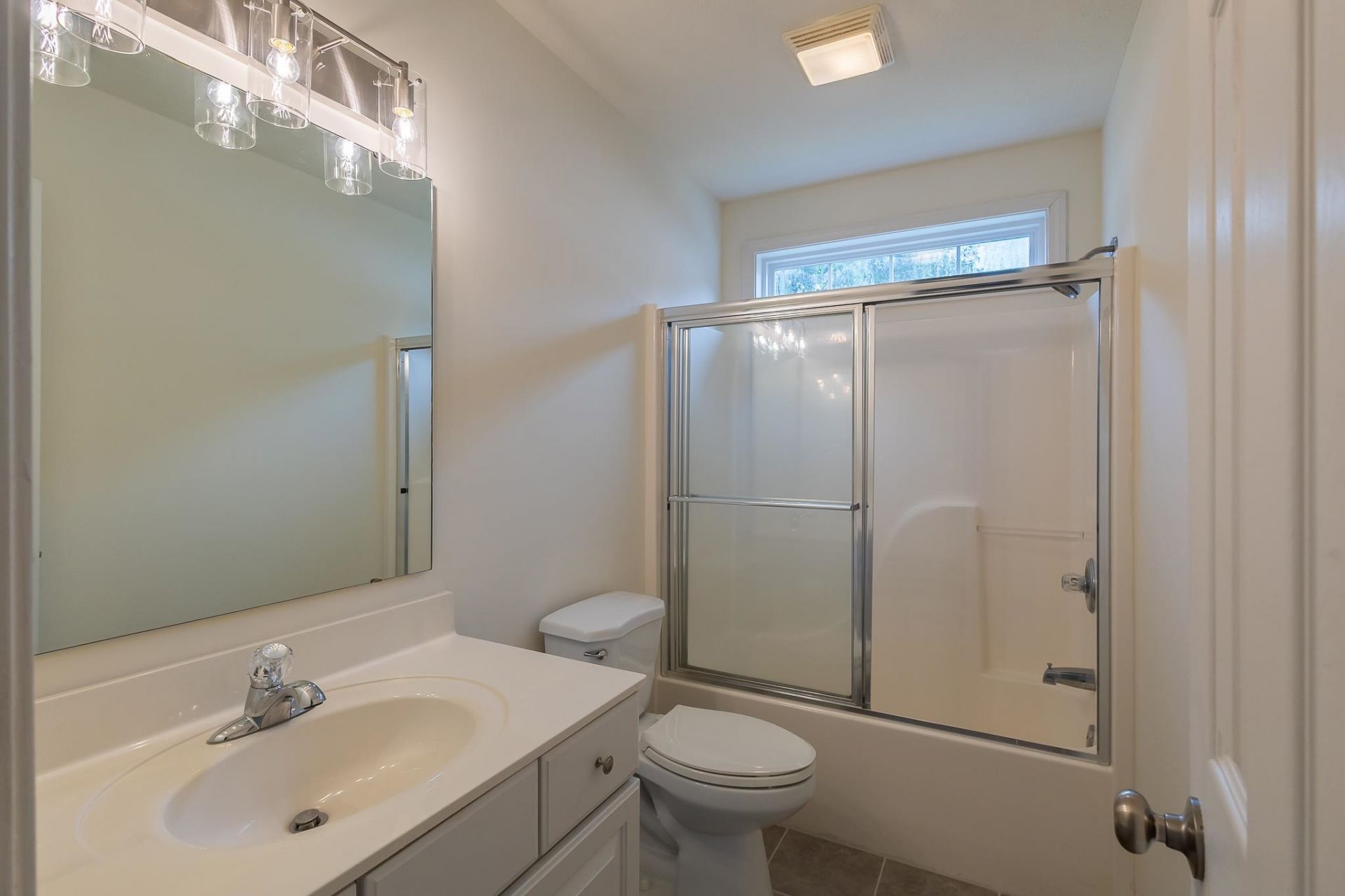 529 Waverly Loop Photo 18