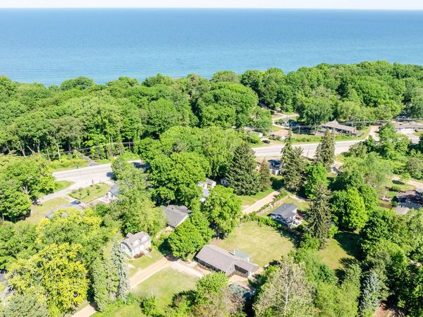 6027 Superior Street, Coloma, MI 49038
