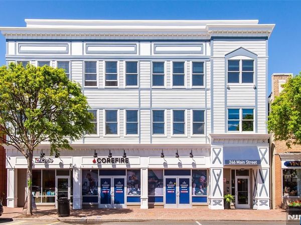 246 Main Street 401, Chatham Borough, NJ 07928