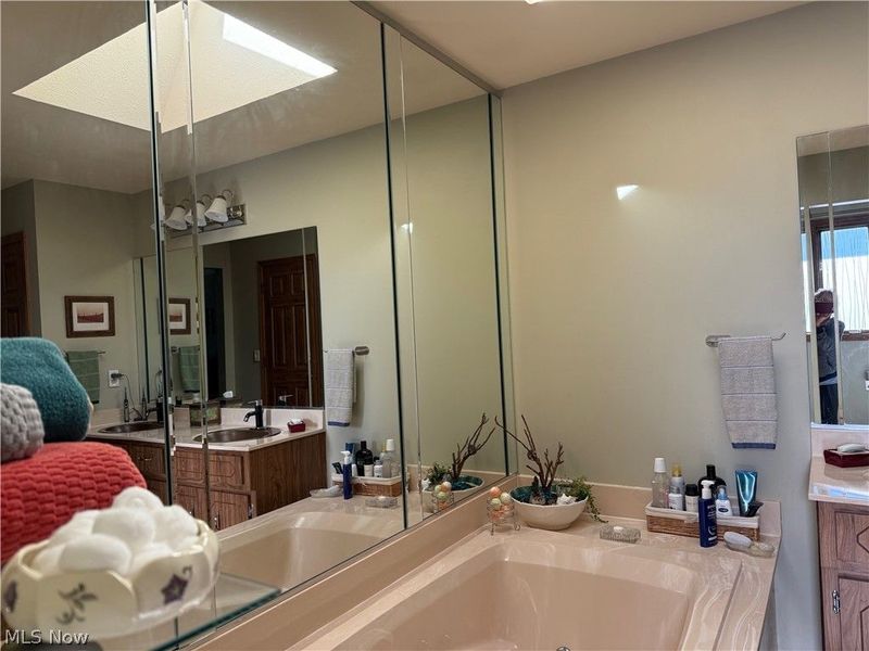 7432 Baldwin Creek Drive , Middleburg Heights, OH 44130 Photo 15