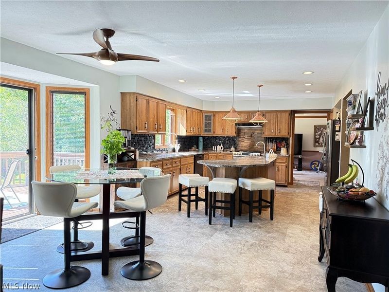 7432 Baldwin Creek Drive, Middleburg Heights, OH 44130 Photo 8
