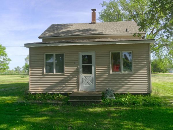 322 2nd Street NE, Lidgerwood, ND 58041