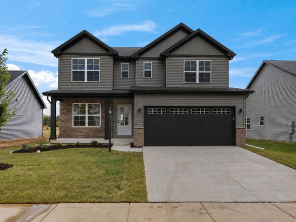 24 Meadow Drive , Monticello, IL 61856