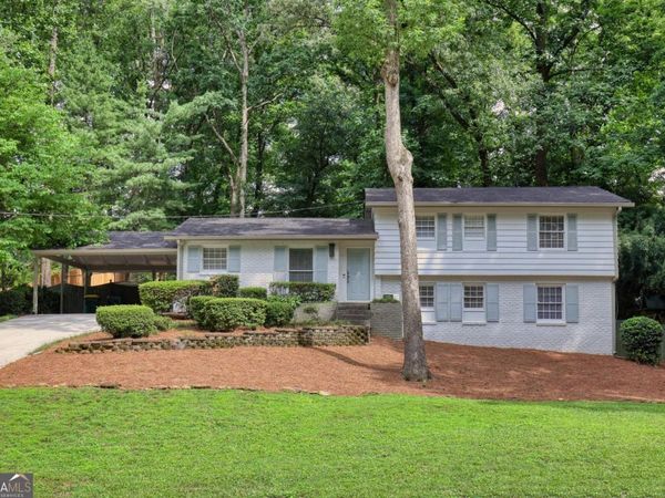 90 Bonnie Lane NE, Sandy Springs, GA 30328