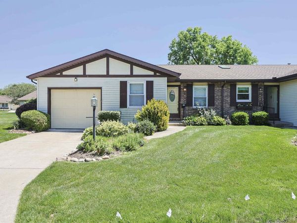 1870 St Michaels Court, South Bend, IN 46614