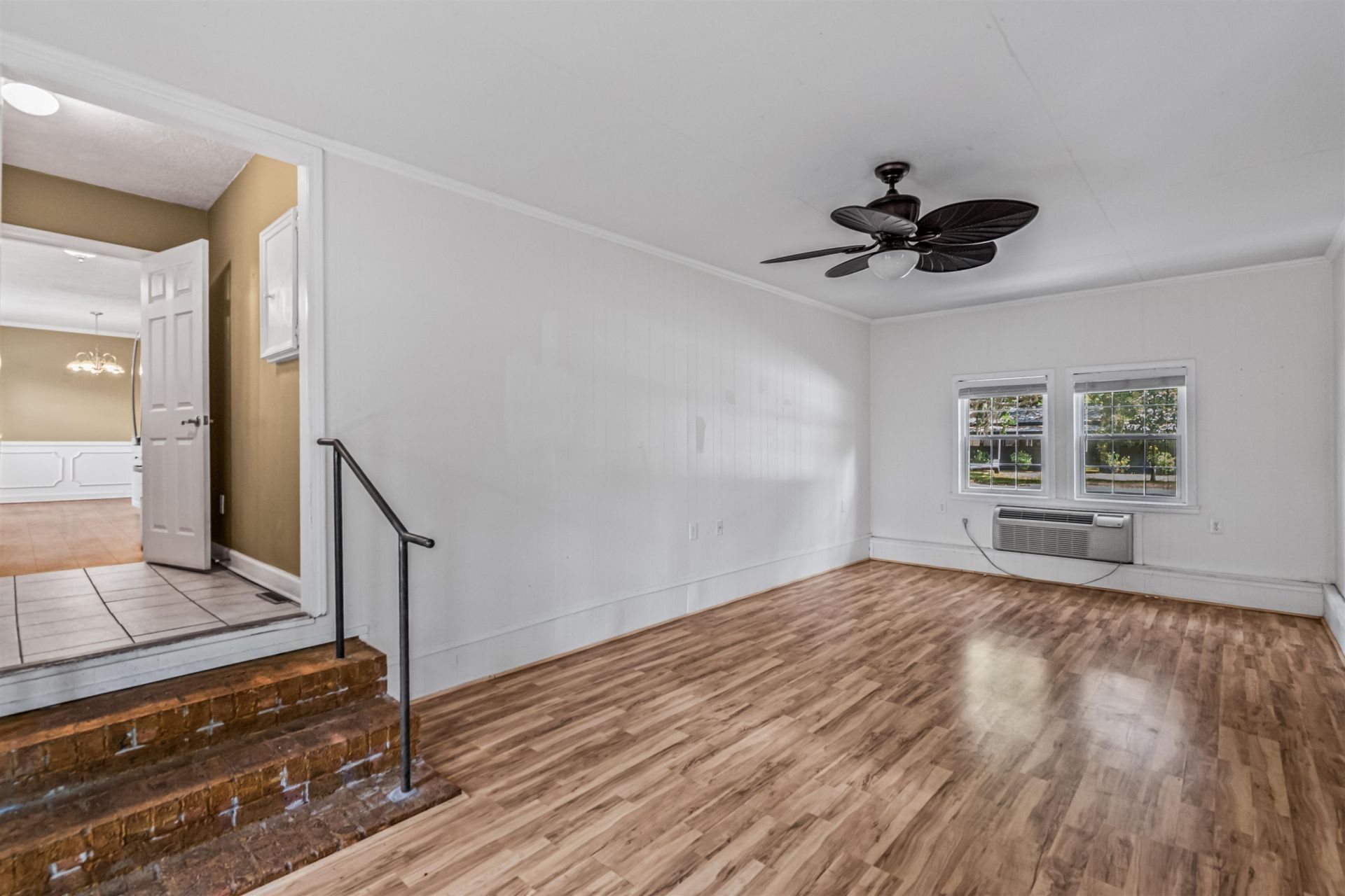 306 Kaufman St. Photo 24