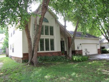 Little Rock, AR 72211