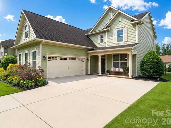 17516 Austins Creek Drive, Charlotte, NC 28278