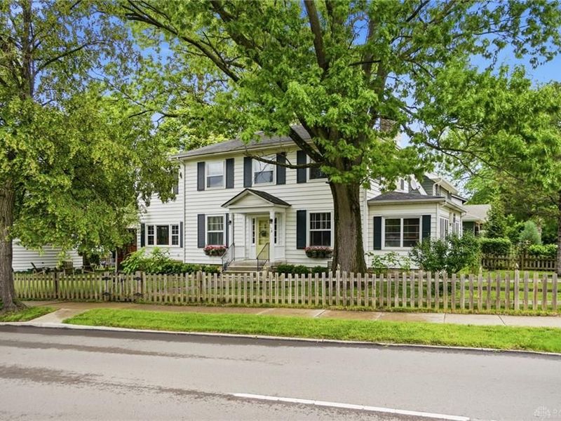 3 Forrer Boulevard, Oakwood, OH 45419 Photo 2