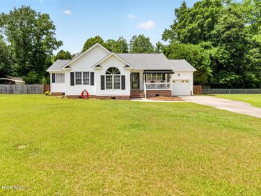 382 Stone Gate Drive , Greenville, NC 27858