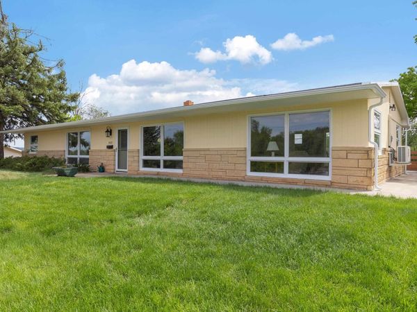 4727 S CANYON RD, Rapid City, SD 57702